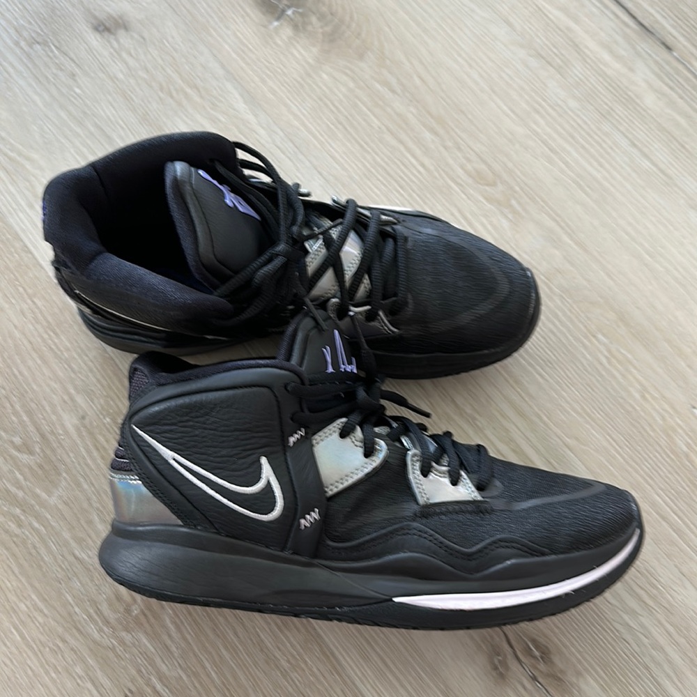 Nike Kyrie Infinity